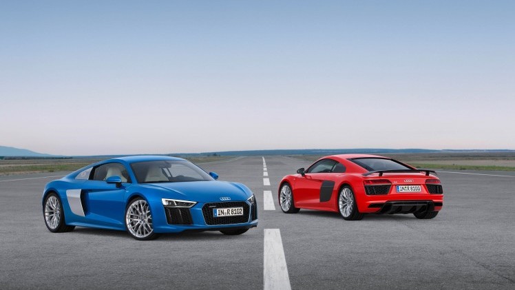 Audi maakt prijzen R8 bekend en geeft aan dat de orderboeken voor de R8 V10 en R8 V10 plus in de zomer van 2015 open gaan. De Audi R8 e-tron met elektrische aandrijving komt later.