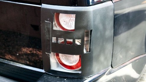 De voorbereidingen van de facelift voor de Range Rover hebben we al een paar keer kunnen aanschouwen. Vandaag druppelen nieuwe beelden van deze opgefriste mastodont binnen.
