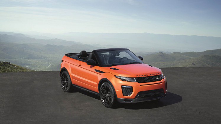 De Range Rover Evoque Convertible is nu als productiemodel gepresenteerd en komt vanaf het voorjaar 2016 naar Nederland in de verkoop.