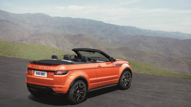 De Range Rover Evoque Convertible is nu als productiemodel gepresenteerd en komt vanaf het voorjaar 2016 naar Nederland in de verkoop.