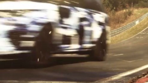 Het is inmiddels een publiek geheim dat Land Rover bezig is met de ontwikkeling van een RS-topmodel van de Range Rover Sport. Ook wel Range Rover Sport SVR genoemd.