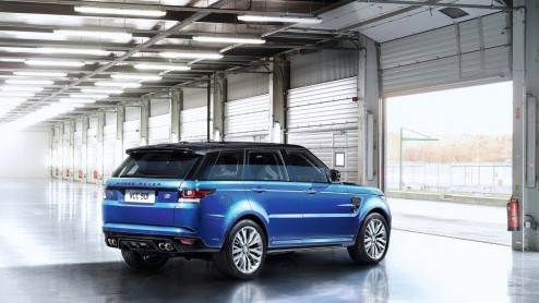 Range Rover Sport SVR digitaal onthuld. Het debuut van de sportieve Land Rover vindt plaats op Pebble Beach 2014.