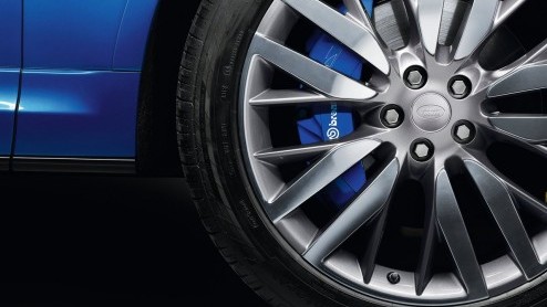 Range Rover Sport SVR digitaal onthuld. Het debuut van de sportieve Land Rover vindt plaats op Pebble Beach 2014.