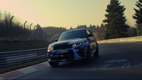 Range Rover Sport SVR vestigt record op Nrburgring met rondetijd van 8:14.