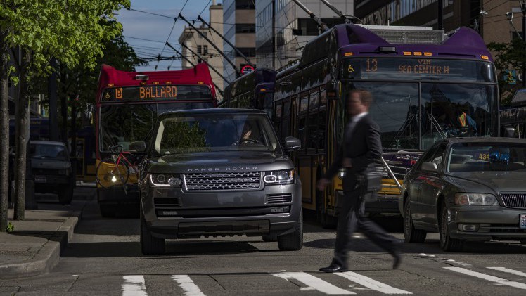 Topfotograaf Michael Christopher Brown trok met een Range Rover door het Amerika en legde de fraaiste landschappen vast.