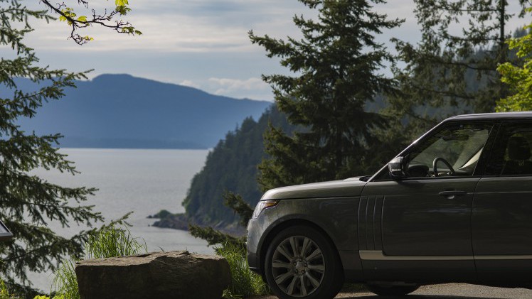 Topfotograaf Michael Christopher Brown trok met een Range Rover door het Amerika en legde de fraaiste landschappen vast.