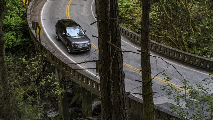 Topfotograaf Michael Christopher Brown trok met een Range Rover door het Amerika en legde de fraaiste landschappen vast.