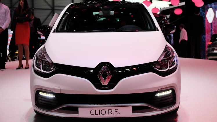 Renault Clio RS 220 Trophy EDC is sneller en krachtiger dan de standaard Clio RS