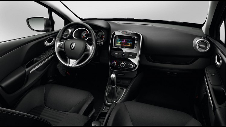 Renault maakt de Clio nog zuiniger met de TCe90 ECO2-motorisering, waarbij de versnellingsbak is aangepast. Extra luxe biedt juist de Clio Limited.