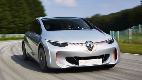 Op de Autosalon van Parijs toont Renault deze Eolab. Het studiemodel past naadloos in het project 2 l/100 km-auto voor iedereen met een verbruik van slechts 1 l/100 km.