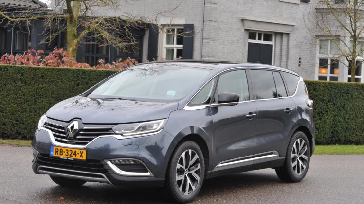 Renault legt een grotere benzinemotor in de Espace. Tijd voor een nieuwe kennismaking.