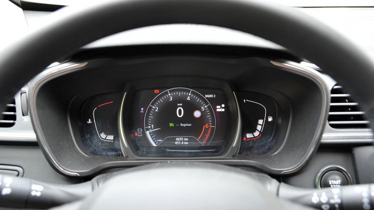 Renault biedt in de Kadjar sinds kort ook een 1,6 liter turbomotor die aanzienlijk pittiger is en vooral voordelen oplevert voor caravangebruikers.