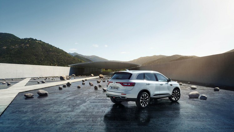 De nieuwe Renault Koleos komt medio 2017 naar Europa met alleen dieselmotoren. De nieuwe SUV is parralel ontwikkeld aan de Talisman.