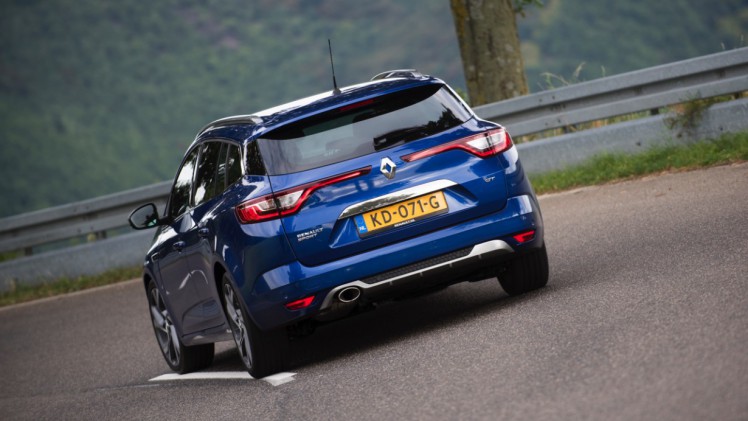 Autotest nieuwe Renault Mgane Estate. De redactie rijdt met de populaire stationwagon voorzien van de dCi 110, dCi 130 en de Mgane GT 205.