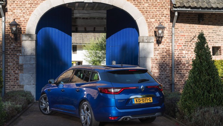 Autotest nieuwe Renault Mgane Estate. De redactie rijdt met de populaire stationwagon voorzien van de dCi 110, dCi 130 en de Mgane GT 205.