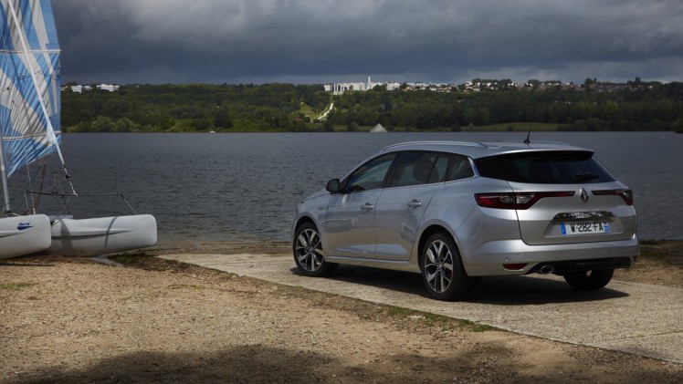 Autotest nieuwe Renault Mgane Estate. De redactie rijdt met de populaire stationwagon voorzien van de dCi 110, dCi 130 en de Mgane GT 205.