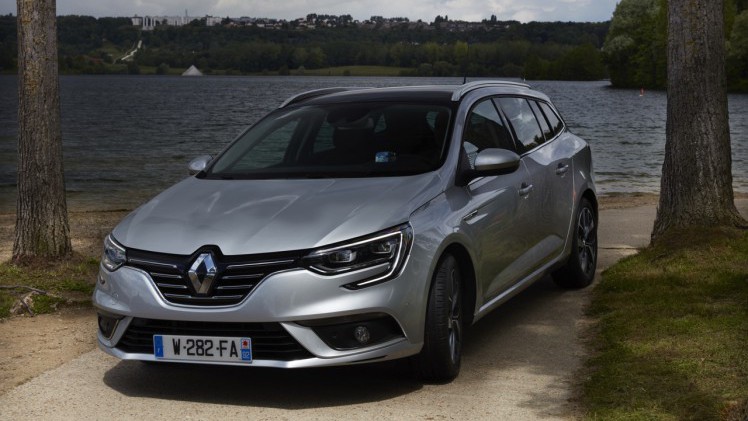 Autotest nieuwe Renault Mgane Estate. De redactie rijdt met de populaire stationwagon voorzien van de dCi 110, dCi 130 en de Mgane GT 205.