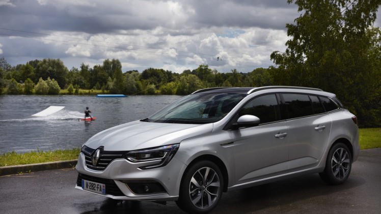 Autotest nieuwe Renault Mgane Estate. De redactie rijdt met de populaire stationwagon voorzien van de dCi 110, dCi 130 en de Mgane GT 205.