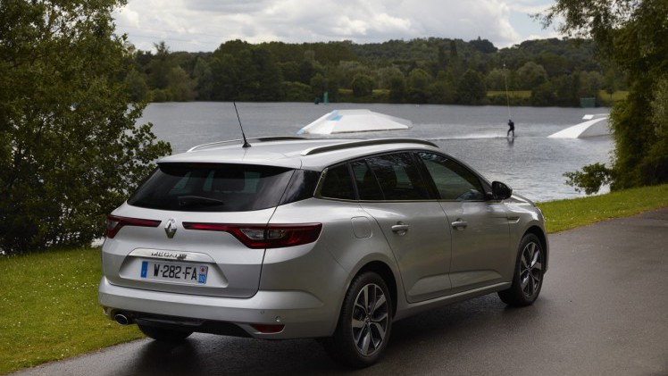 Autotest nieuwe Renault Mgane Estate. De redactie rijdt met de populaire stationwagon voorzien van de dCi 110, dCi 130 en de Mgane GT 205.