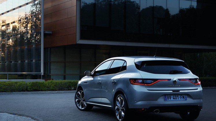 Renault Megane begin 2017 als dieselhybride met Hybrid Assist.