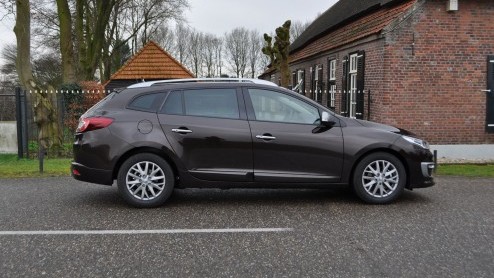 Twee jaar geleden werd de Renault Mgane vooral technisch in het nieuw gestoken, inmiddels heeft ook het uiterlijk een opfrisbeurt ondergaan.