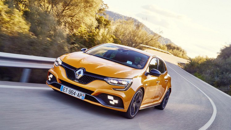 Renault heeft de prijzen bekend gemaakt van de nieuwe Mgane R.S. die vanaf nu bestelbaar is en in mei bij de dealer verschijnt.