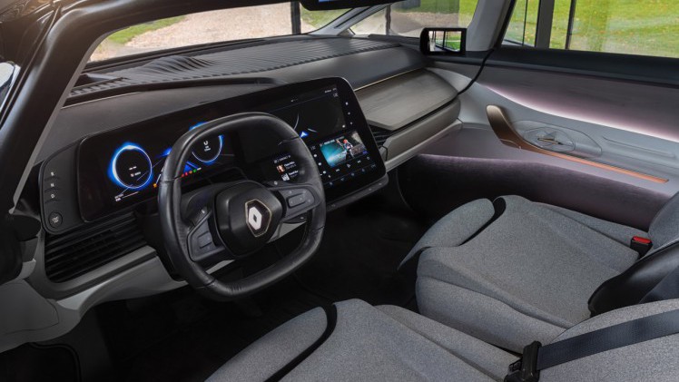 Renault heeft een afgeleide versie van de Symbioz conceptstudie gebouwd die inmiddels autonoom rijdend in de praktijk wordt getest.