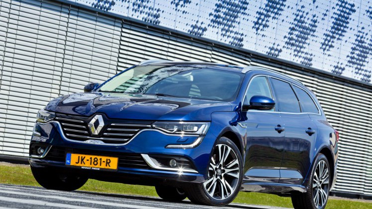 Autotest Renault Talisman Estate. We rijden de nieuwe Franse middenklasser als opvolger van de Laguna in de meest courante uitvoering met dCi 110 dieselmotor.