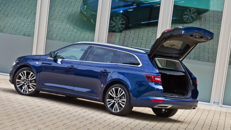 Autotest Renault Talisman Estate. We rijden de nieuwe Franse middenklasser als opvolger van de Laguna in de meest courante uitvoering met dCi 110 dieselmotor.