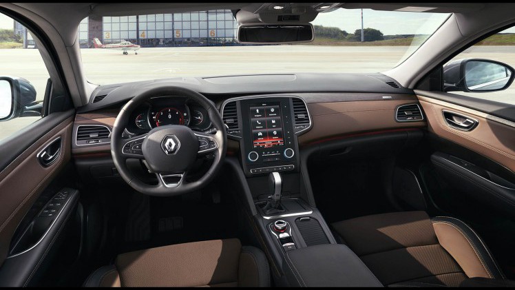 Prijzen en uitvoeringen van de nieuwe Renault Talisman Sedan en Estate zijn bekend. Ze staan begin 2016 in de showroom vanaf 30.590 euro met 21% bijtelling.