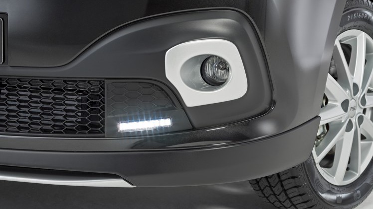 Op zoek naar een sportieve bedrijfswagen? Renault introduceert de Trafic Formula Edition met sportieve accenten en speciale styling.