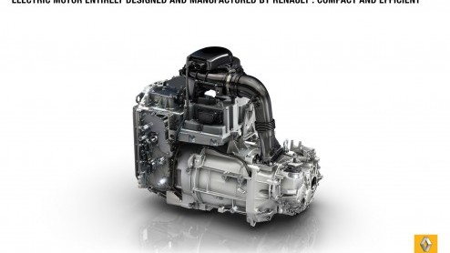 Renault toont innovaties voor 2015 met in eigen beheer ontwikkelde elektromotor, een dual-fuel LPG-motor, een Renault Master dieselhybride en een Twizy Delivery met aanhanger.