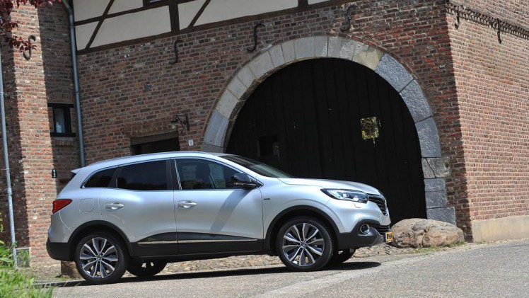 Renault schrapt dieseluitvoering en wijzigt uitrustingsvarianten.