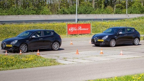 Recordpoging Alfa Romeo Giulietta op Circuit Zandvoort tijdens Italia a Zandvoort 2014
