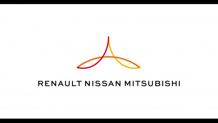 De Renault-Nissan-Mitsubishi alliantie heeft in het eerste half jaar een recordverkoop gerealiseerd van 5,54 miljoen eenheden.