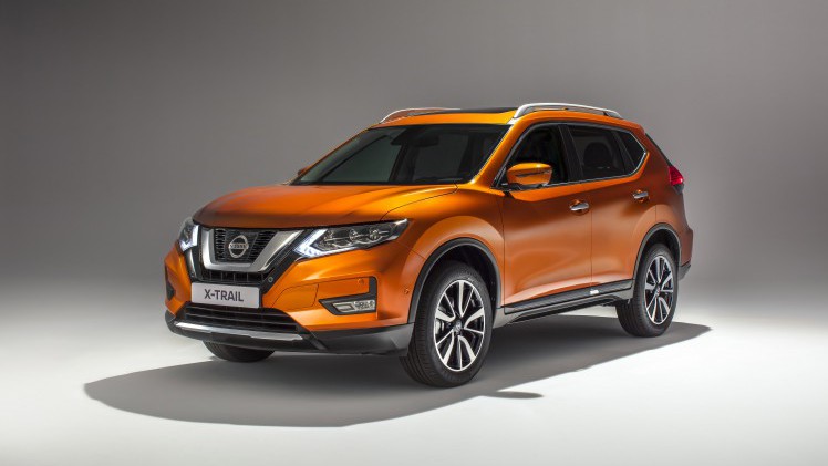 De Renault-Nissan-Mitsubishi alliantie heeft in het eerste half jaar een recordverkoop gerealiseerd van 5,54 miljoen eenheden.