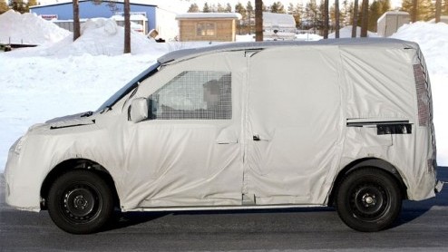 Op de fotos is de nieuwe Kangoo te zien. De bij ondernemers populaire Kangoo is af, maar we zien er maar kleine details van.