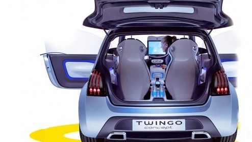 Er zijn weer eens fotos uitgelekt van een nog te presenteren model. Dit keer is het gebeurd bij de Renault Twingo concept.