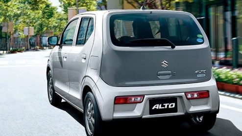 Bij ons mag de Suzuki Alto dan vervangen zijn door de Celerio, in Japan is gewoon de nieuwe versie gepresenteerd. En die is ontzettend 80's verantwoord.