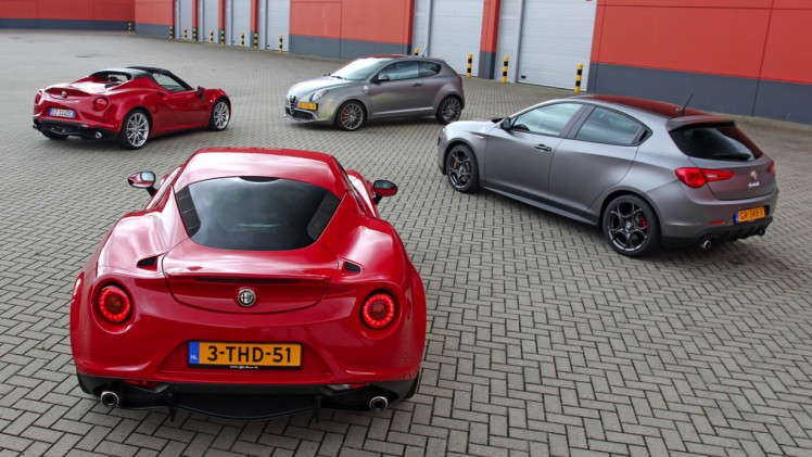Autotest en rijimpressie met Alfa MiTo QV, grote broer Giulietta QV en de hit van 2015, de 4C Spider. Stap in het hart van Alfa Romeo.