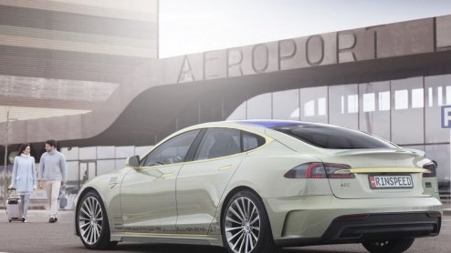 Tuner Rinspeed heeft zo zijn eigen visie op het gebied van de zelfrijdende auto. De fabrikant toont op de Autosalon van Genve deze XchangE, een autonoom rijdende auto met een passend interieur.