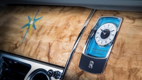 Sterrenplafonds waren al leverbaar bij Rolls-Royce, maar nu komt het Britse luxemerk met de Suhail Collection: een speciale lijn door Rolls-Royce Bespoke die helemaal draait om sterrenstelsels.