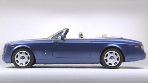 Rolls Royce heeft een naam op te houden als het gaat om het fabriceren van wonderschone cabrios. En gelukkig hebben ze besloten om ook met de nieuwe koers die ze ingevaren zijn, weer een cabrio te pr