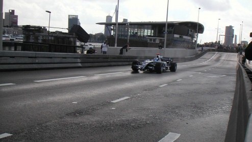 Zondag 20 augustus was de dag dat autoraceminnend Nederland zijn hart op kon halen in Rotterdam bij de Bavaria City Racing. Autovandaag was aanwezig op dit racespektakel en heeft speciaal voor jullie 