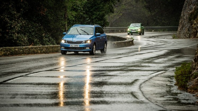 Autotest Skoda Fabia Combi 1.2 TSI 90 pk, het nieuwe ruimtewonder in een leuke verpakking.