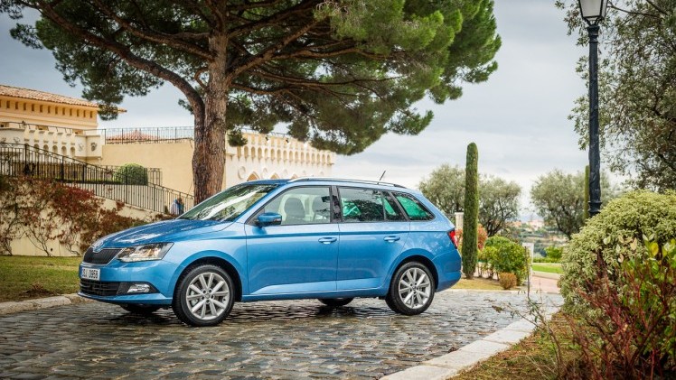 Autotest Skoda Fabia Combi 1.2 TSI 90 pk, het nieuwe ruimtewonder in een leuke verpakking.