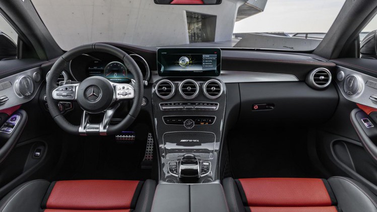 Mercedes presenteert meer individualiseringsmogelijkheden op de nieuwe C 63 AMG.