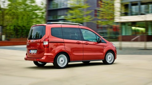 Test Ford Tourneo Courier 1.0 EcoBoost Titanium, de kleinste maar toch ruime variant in de Tourneo-reeks van Ford.