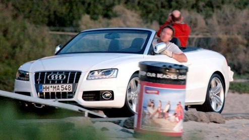 De Autosalon van Parijs was nog wat vroeg, maar wel is duidelijk dat de Audi A5/S5 Cabriolet niet meer lang op zich laat wachten, als logisch en fraai vervolg op de A5 en S5 in coupe-vorm. Een hagelwi