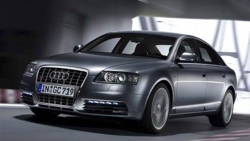 Ook officieel nieuws van het Audi RS6 front. Dit regelrechte topmodel wordt ook leverbaar als sedan, waarmee de 580 pk sterke V10 Bi-turbo ook prima raad mee weet. Bravere broer S6 is ook weer up to d